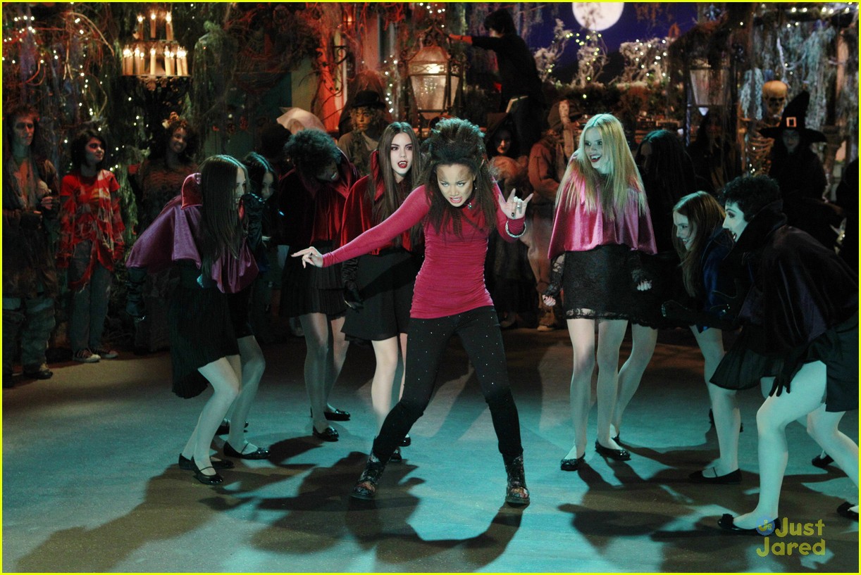 Max Schneider 'Rock's Halloween