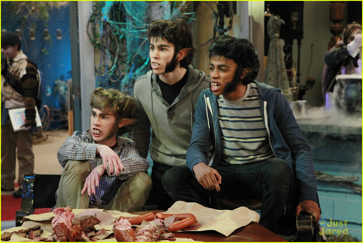 Max Schneider 'Rock's Halloween