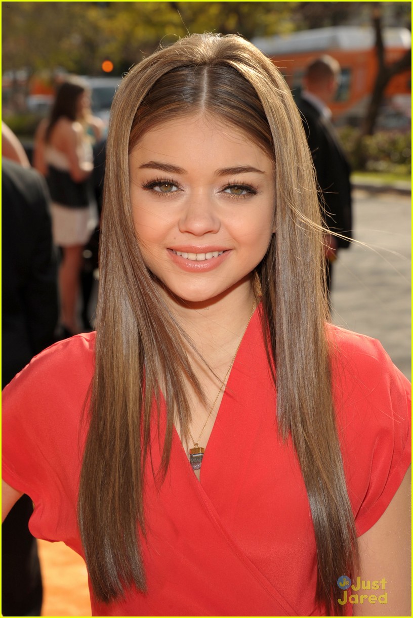 Sarah Hyland & Ariel Winter: Kids Choice Awards 2012