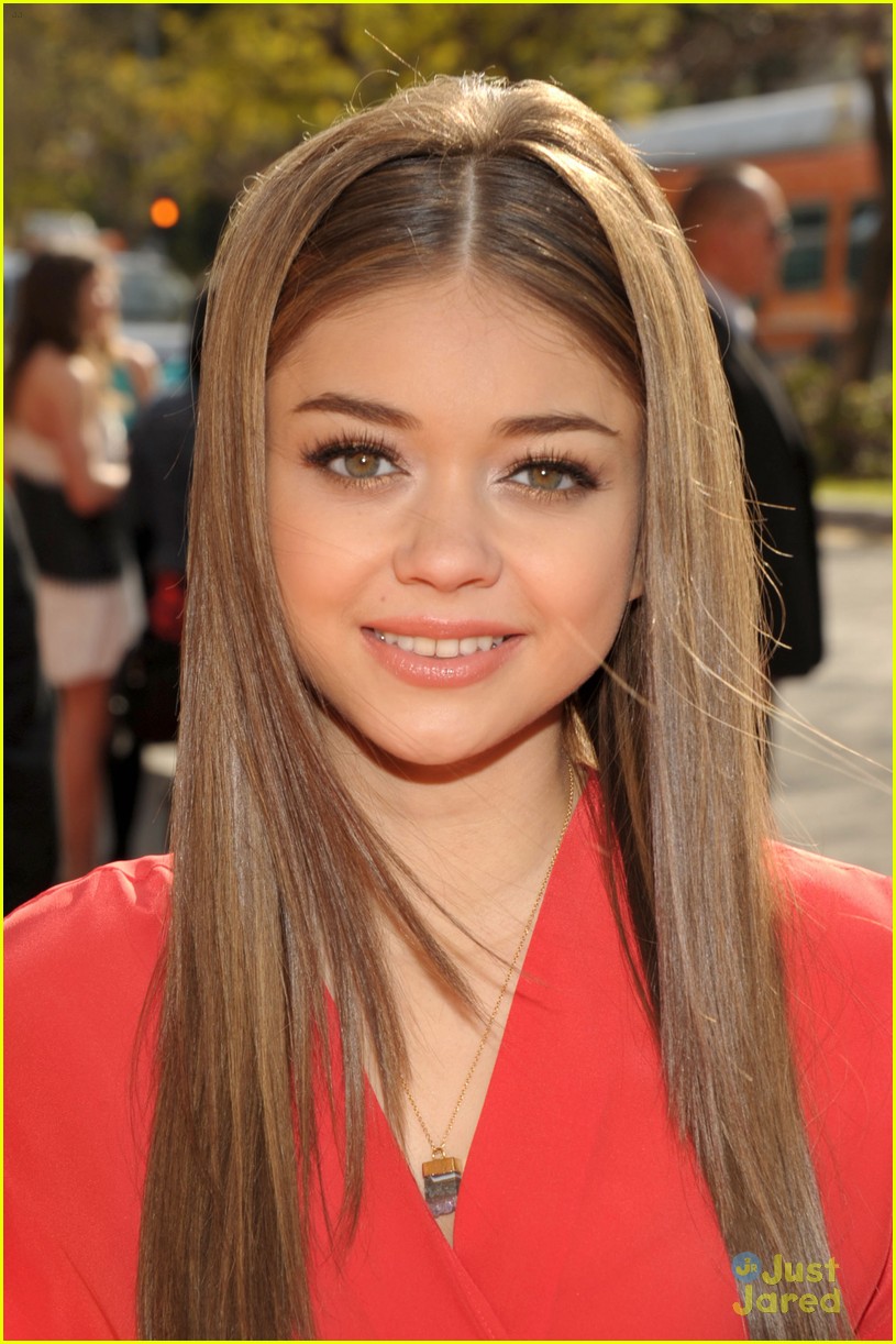 Sarah Hyland & Ariel Winter: Kids Choice Awards 2012
