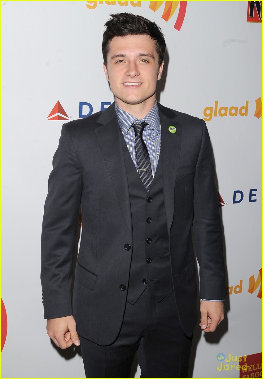 Josh Hutcherson: GLAAD Media Awards 2012!
