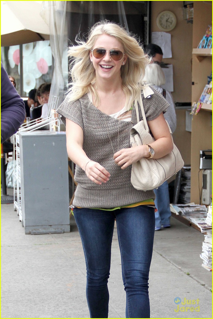 Julianne Hough: Jealous of Diego Boneta's Eyelashes!