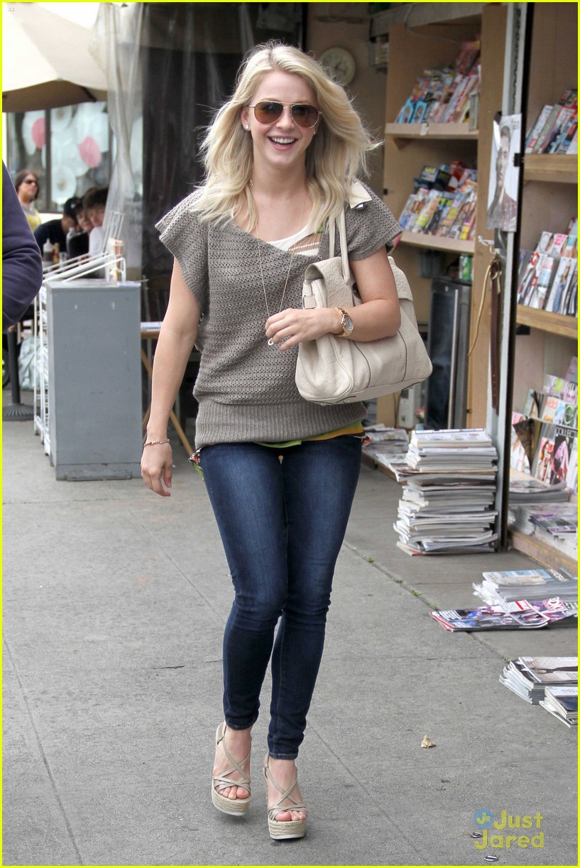 Julianne Hough: Jealous of Diego Boneta's Eyelashes!