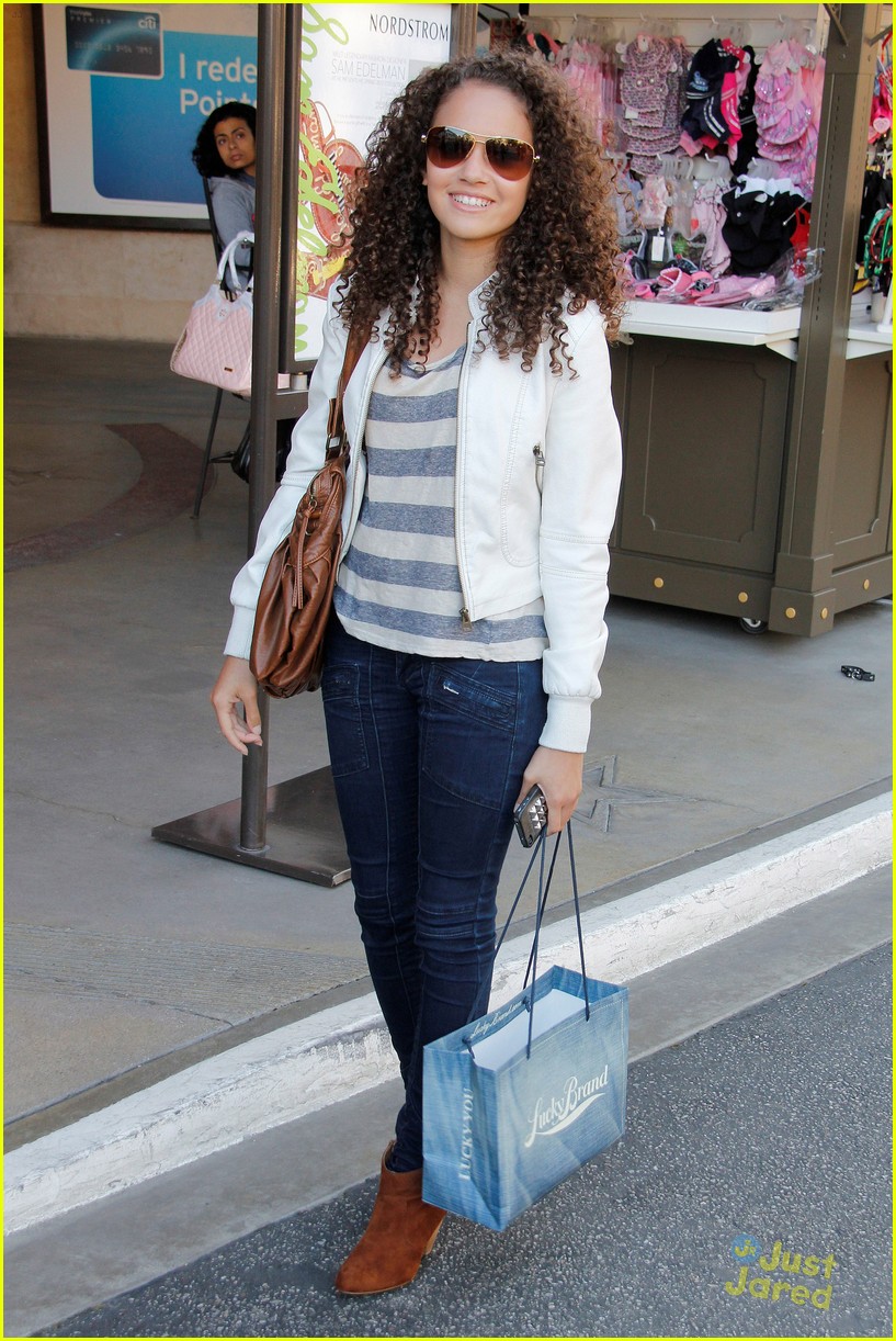 Madison Pettis: Lucky Brand Lady