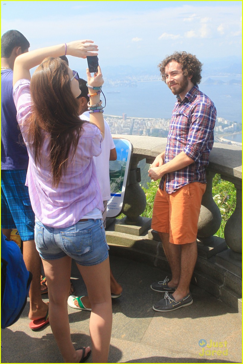 Leighton Meester: Rio with Aaron Himelstein!
