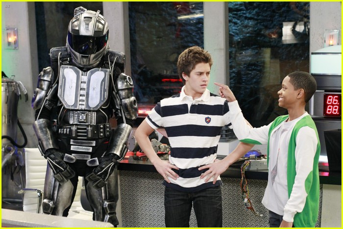 Lab Rats: Exoskeleton Attacks!
