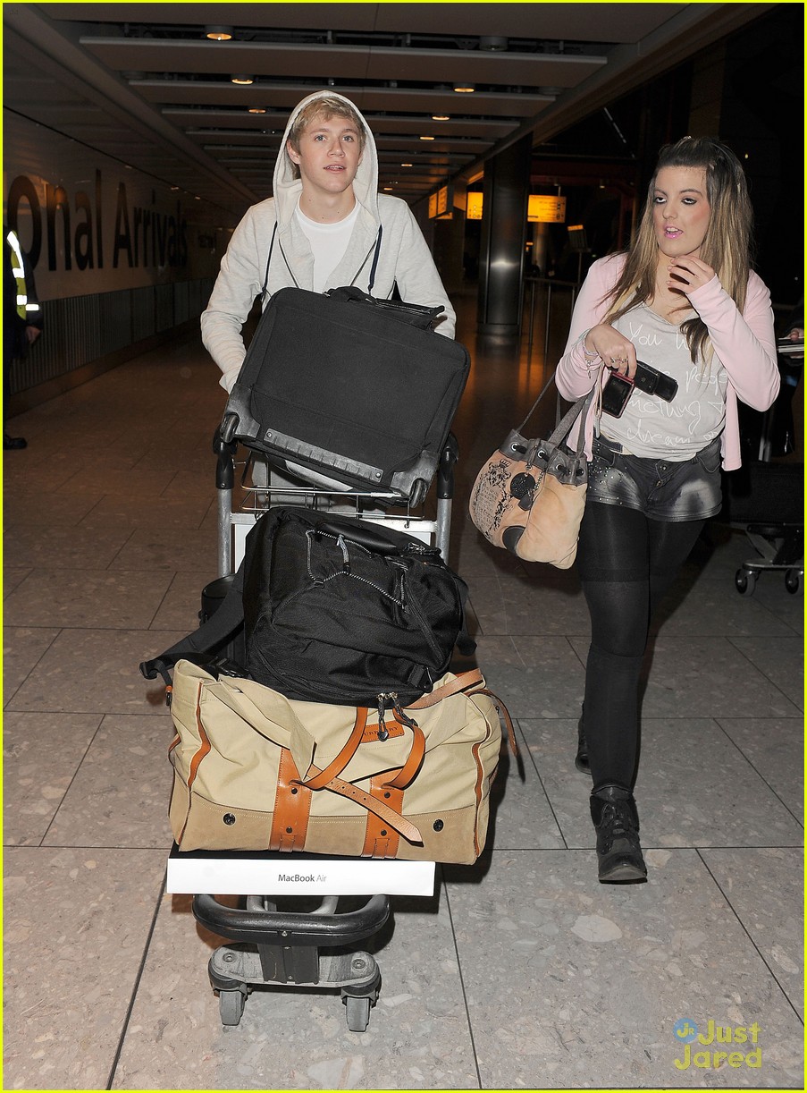 One Direction Heads Into Heathrow