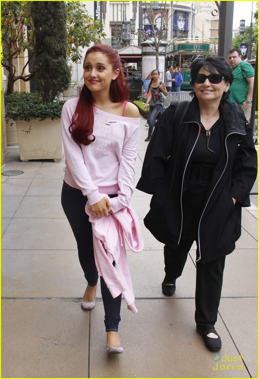 Ariana Grande: Not Dating Josh Hutcherson