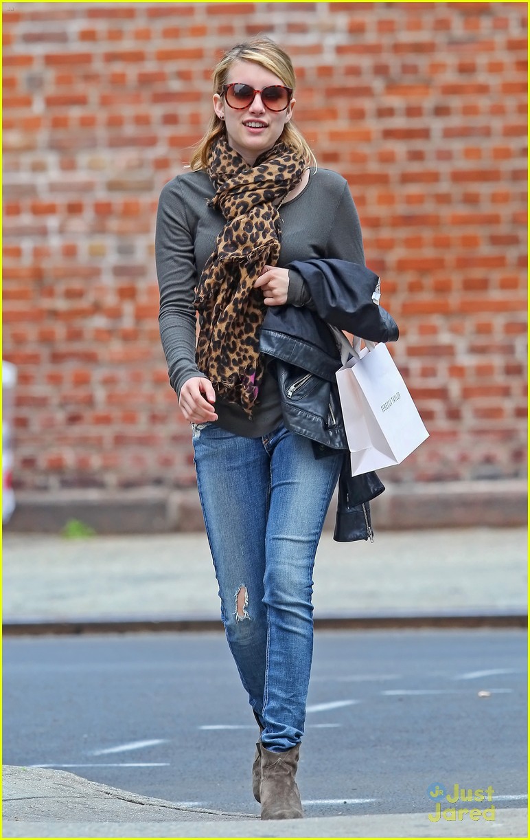 Emma Roberts Stops By Rebecca Taylor