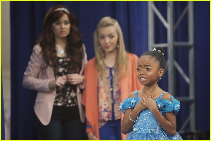 Debby Ryan & Skai Jackson: Big Apple Beauty Pageant
