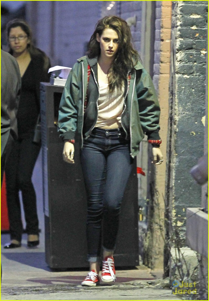 Kristen Stewart Stops By 'Jimmy Kimmel Live'