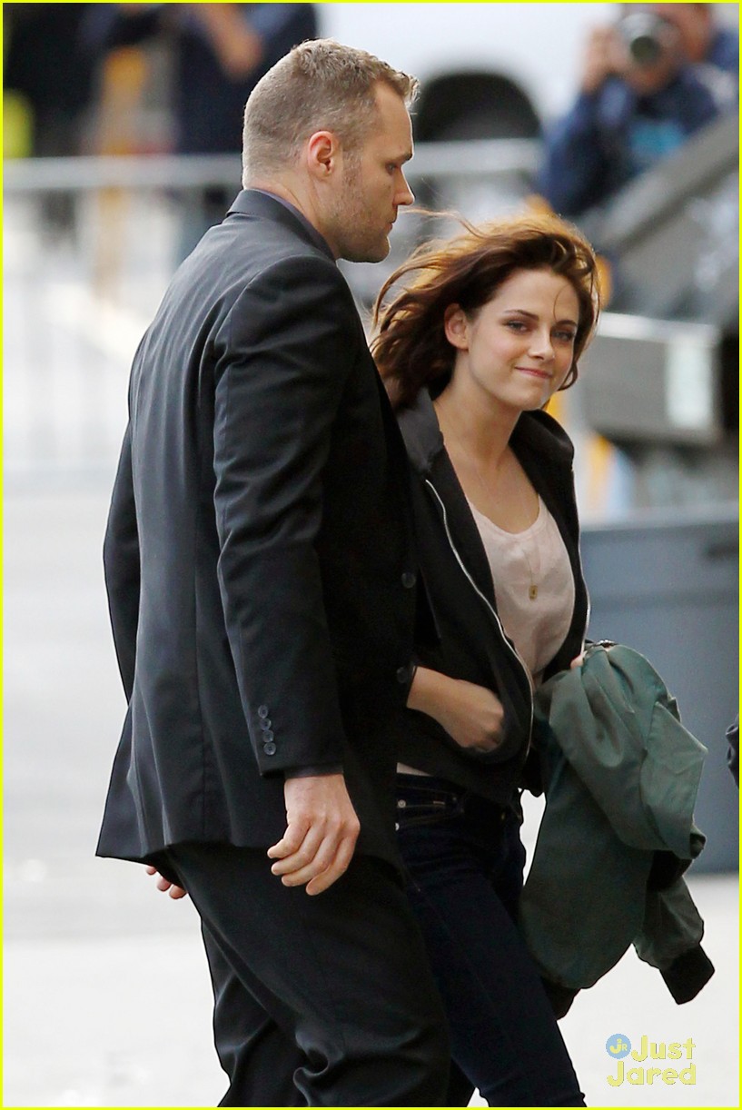 Kristen Stewart Stops By 'Jimmy Kimmel Live'