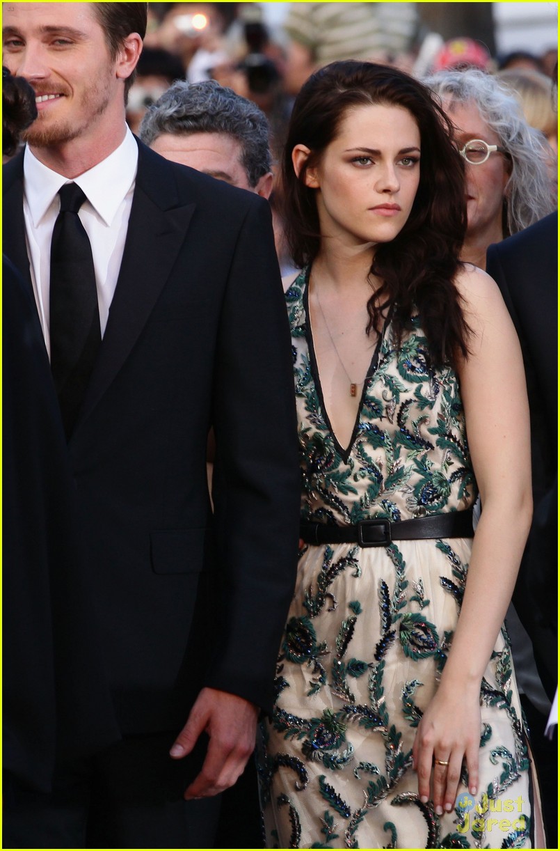 Kristen Stewart: 'On The Road' Premiere at Cannes with Robert Pattinson!