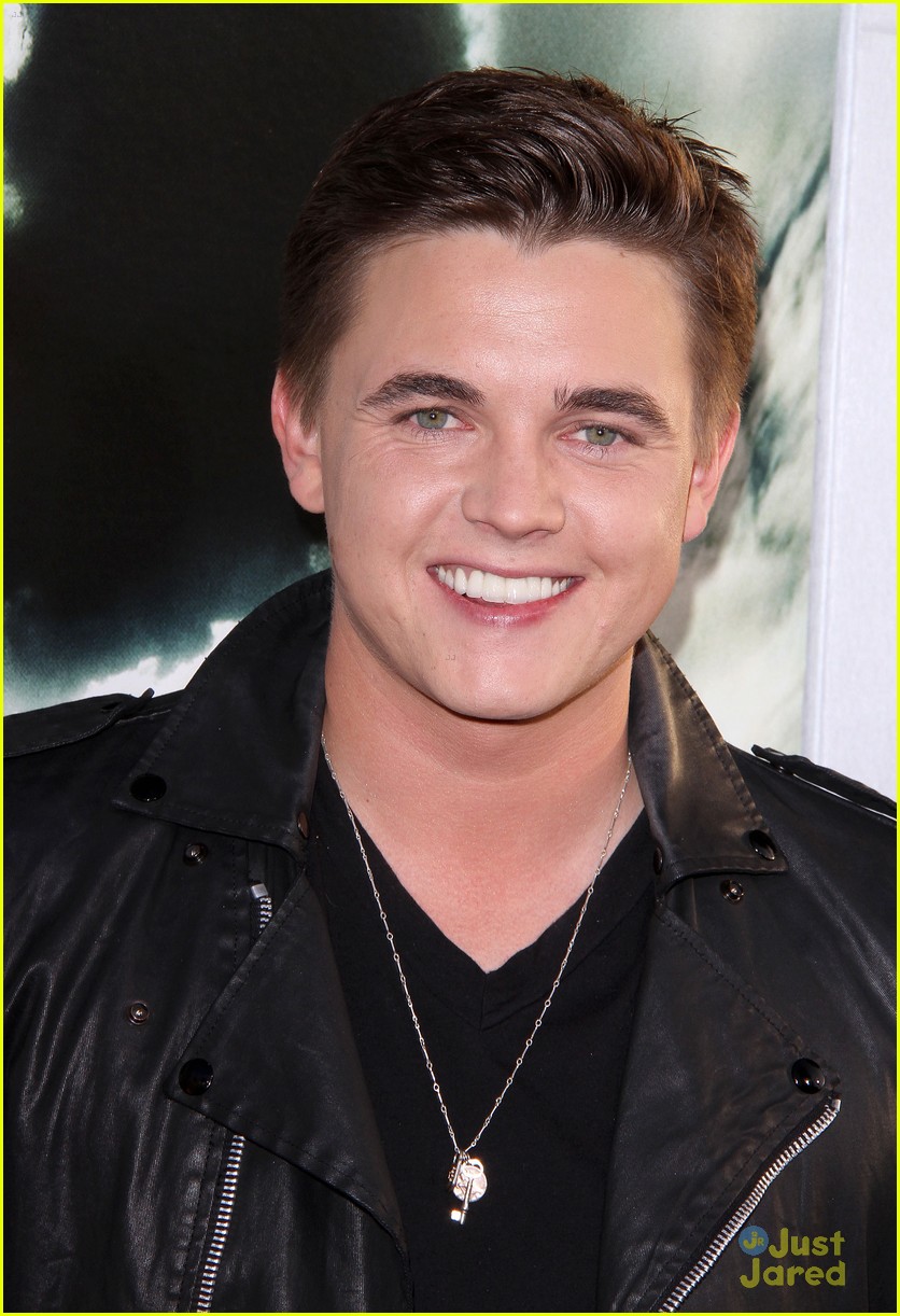 Jesse McCartney: 'Chernobyl Diaries' Premiere!
