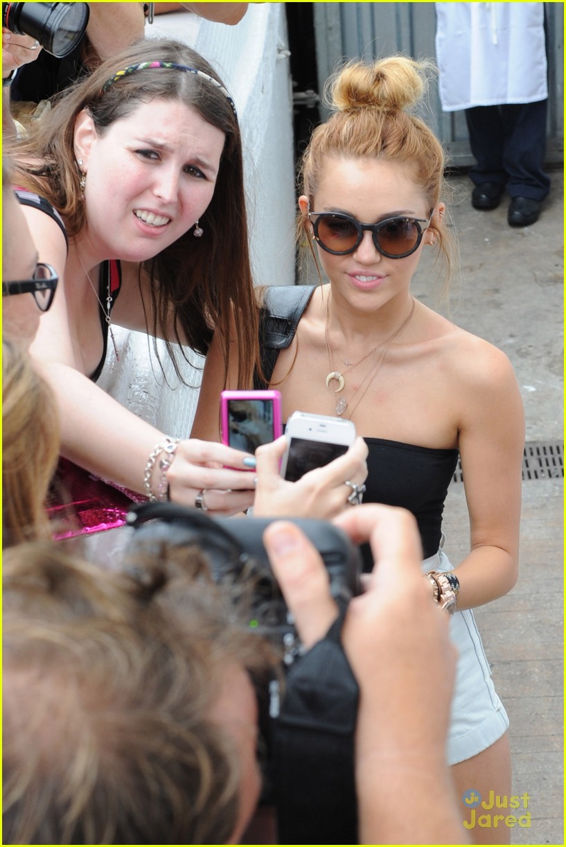 Miley Cyrus: Bye Bye, Miami!
