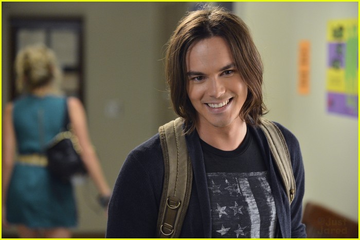 'Pretty Little Liars' Season Three Premiere Pics!