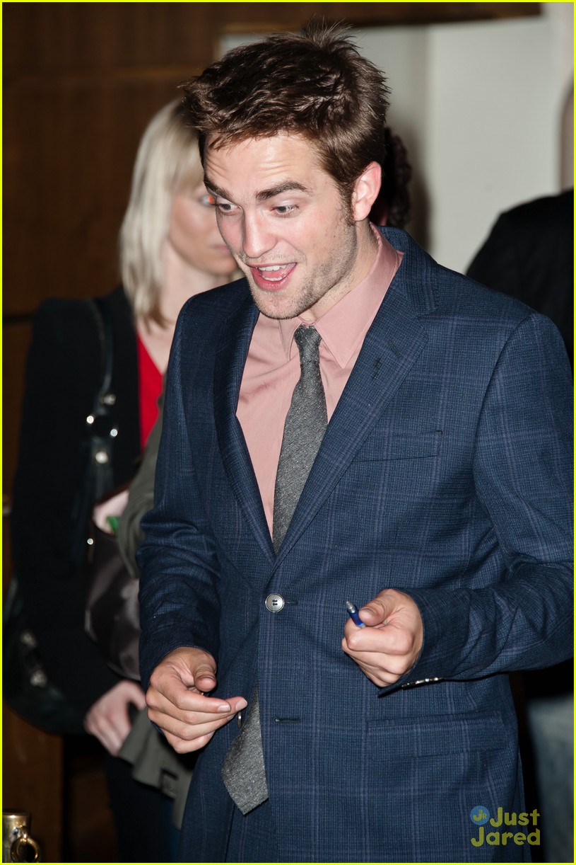 Robert Pattinson: 'Cosmopolis' Premiere in Paris