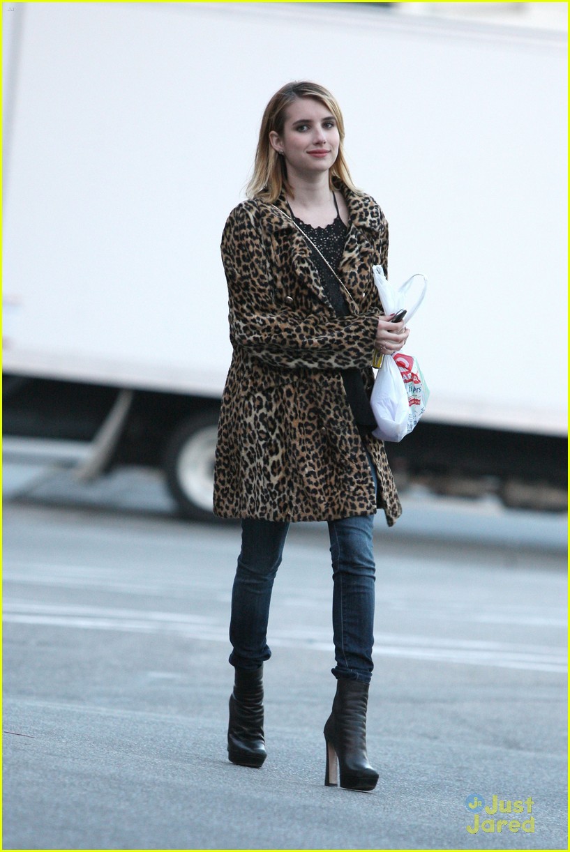 Emma Roberts: Rite Aid Run