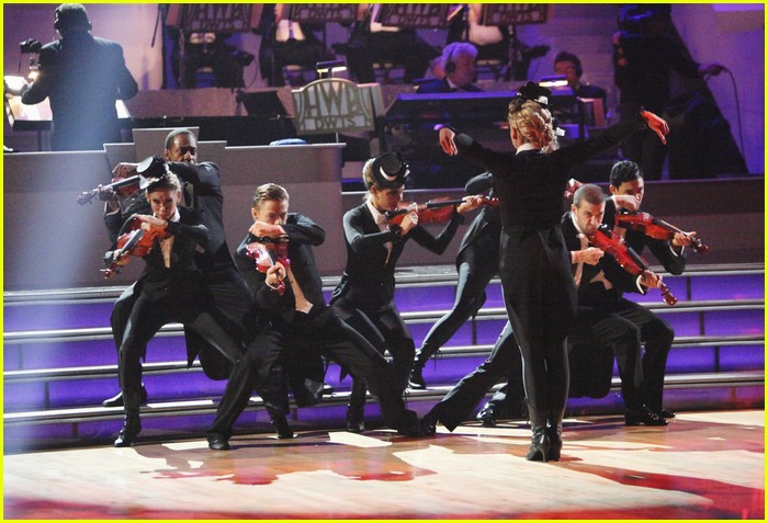 Roshon Fegan & Chelsie Hightower: Tango Twosome