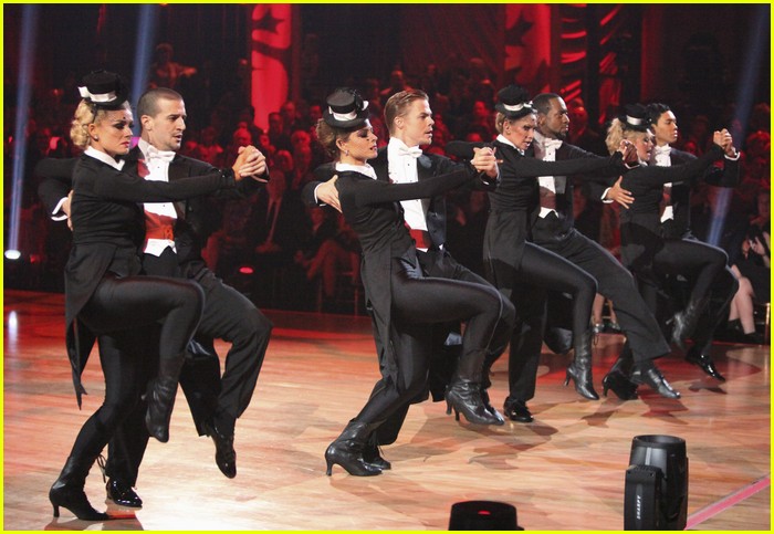 Roshon Fegan & Chelsie Hightower: Tango Twosome