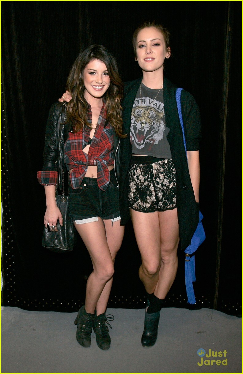 Shenae Grimes: 2012 L.E.D. Ball