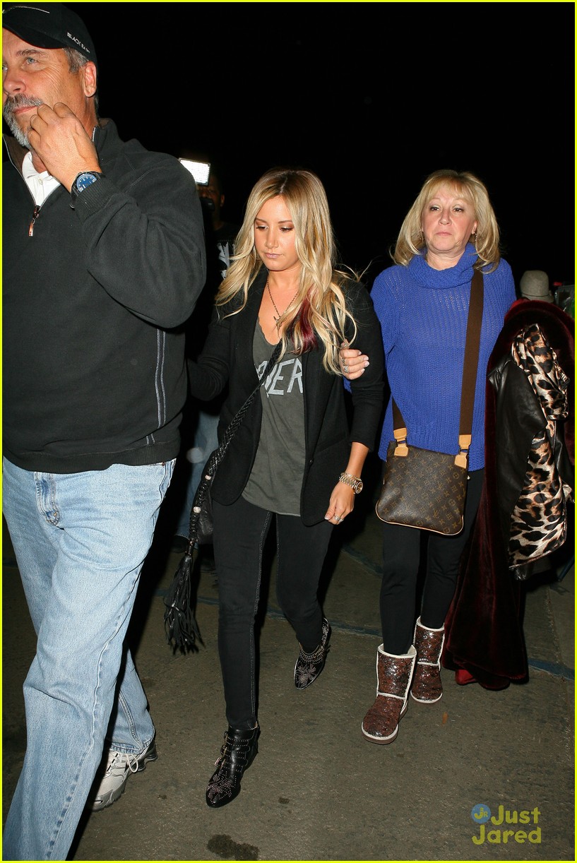 Ashley Tisdale: Help Pick Blondie Girl Productions Logo!
