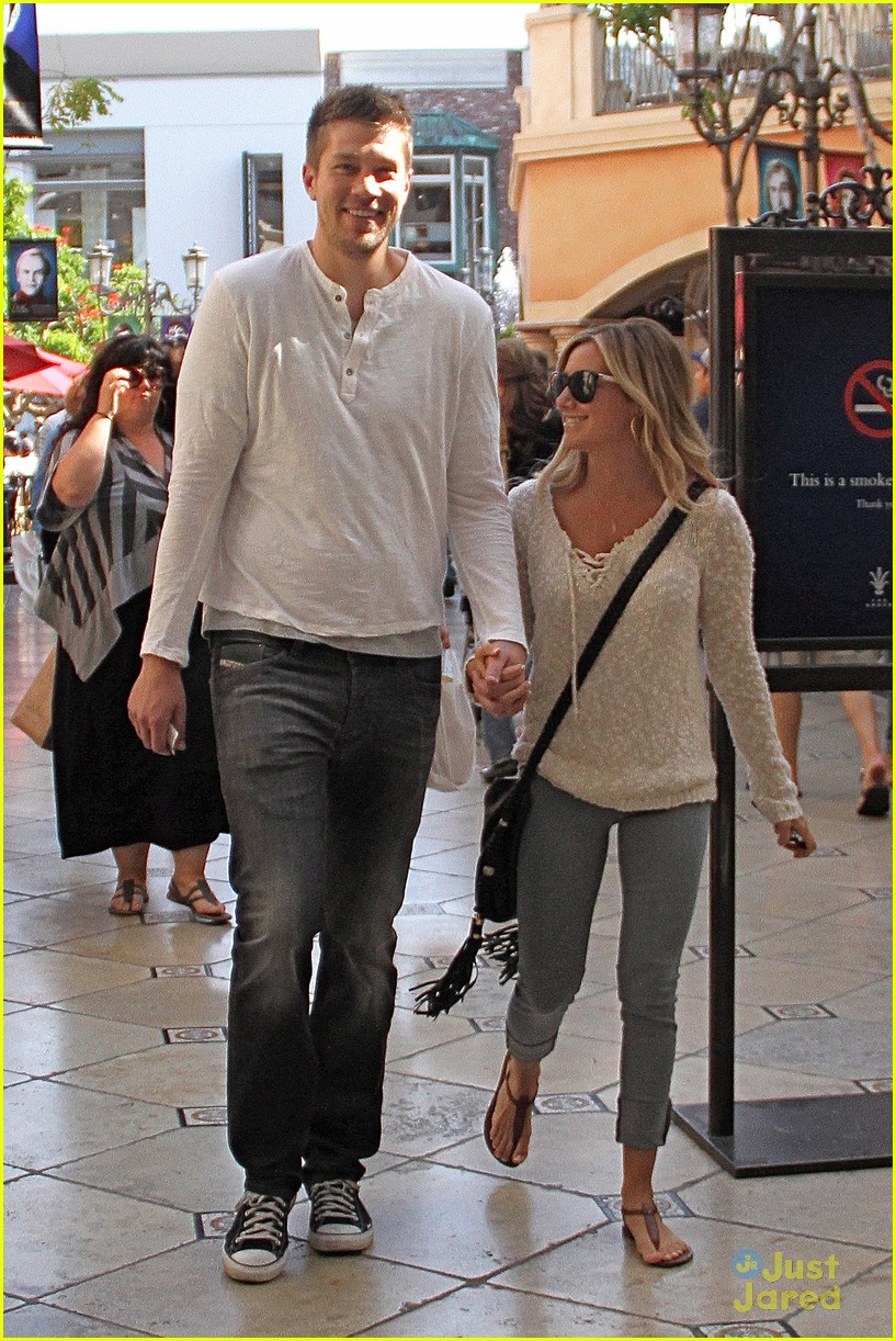 Ashley Tisdale & Scott Speer: Movie Mates