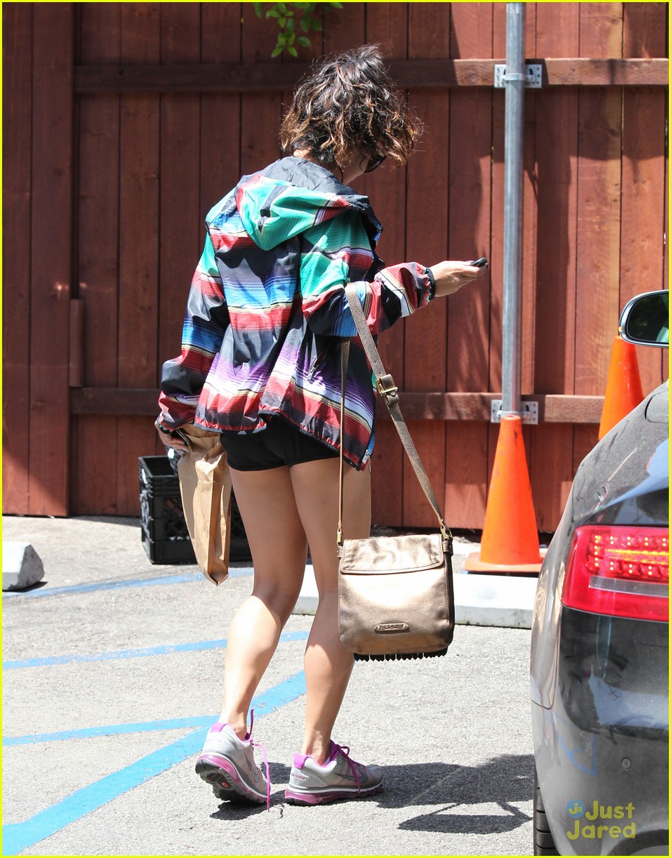 Vanessa Hudgens: Colorful Cover Up