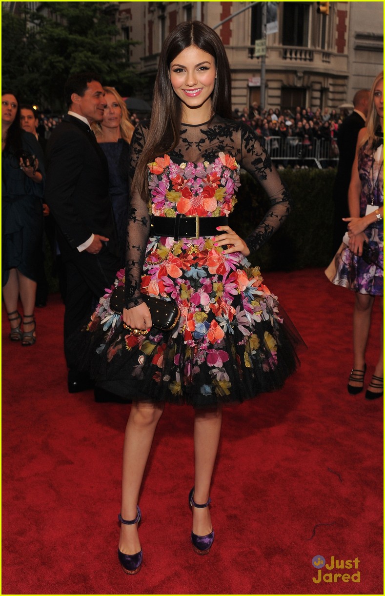 Victoria Justice - Met Ball 2012