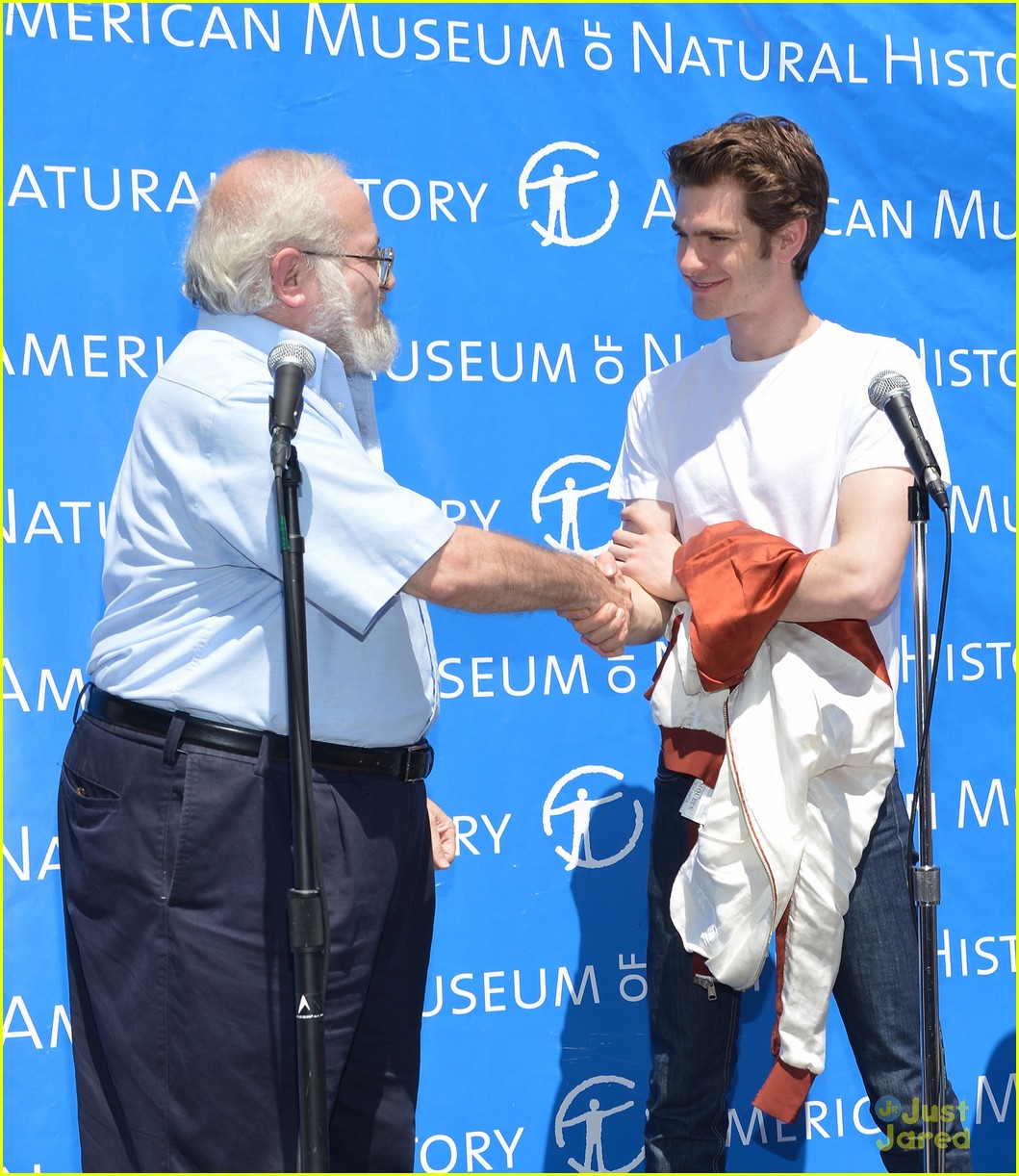 Andrew Garfield: Spider Delivery!