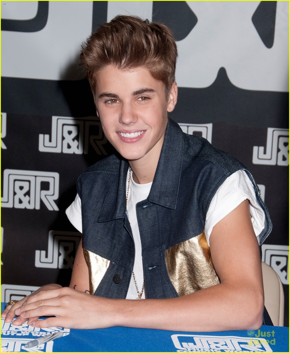 Justin Bieber: Kissing Selena Gomez Was The Best