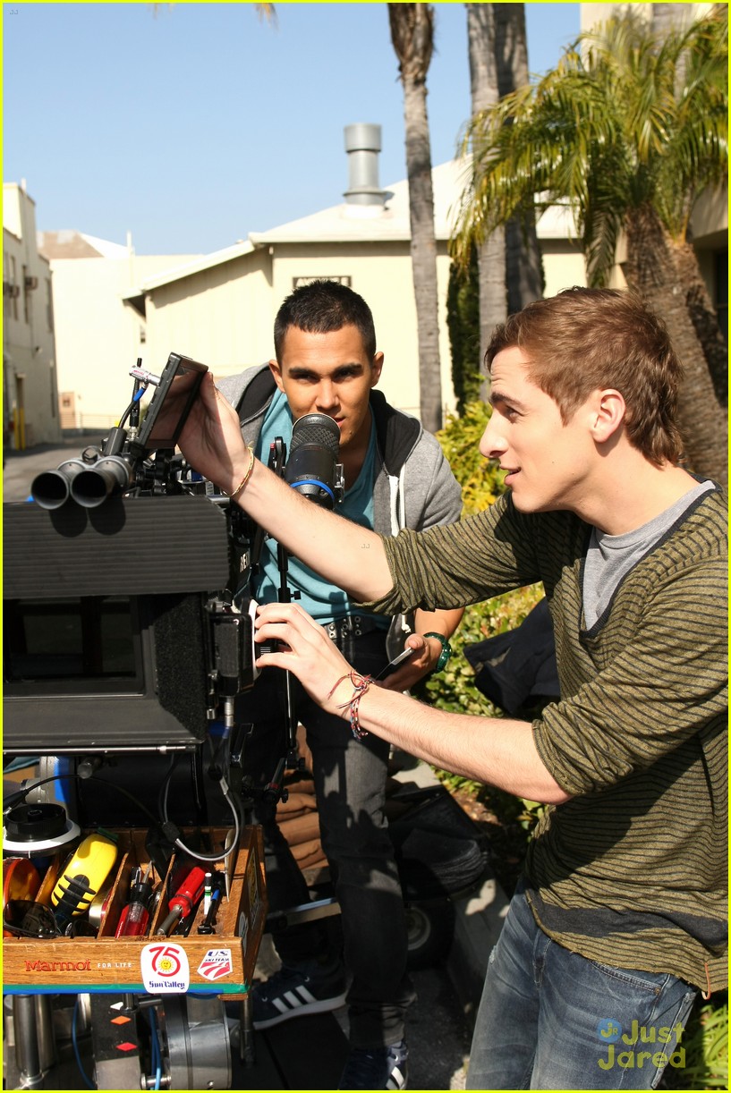 Big Time Rush is Back TONIGHT!