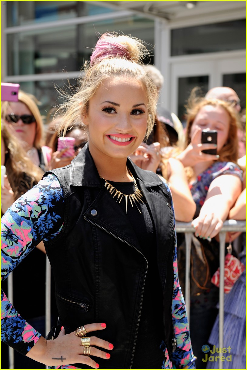 Demi Lovato: 'X Factor' Rhode Island Auditions!