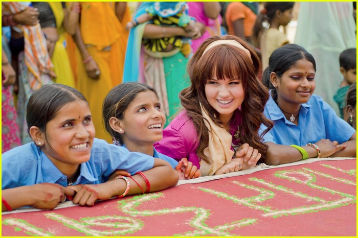 Debby Ryan & Bella Thorne: New 'Friends For Change' Ambassadors!