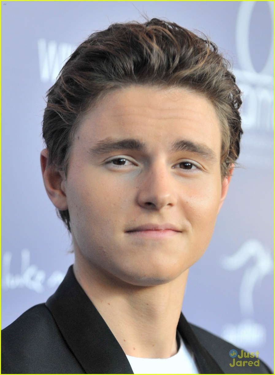 Callan McAuliffe: Australians in Film Awards!