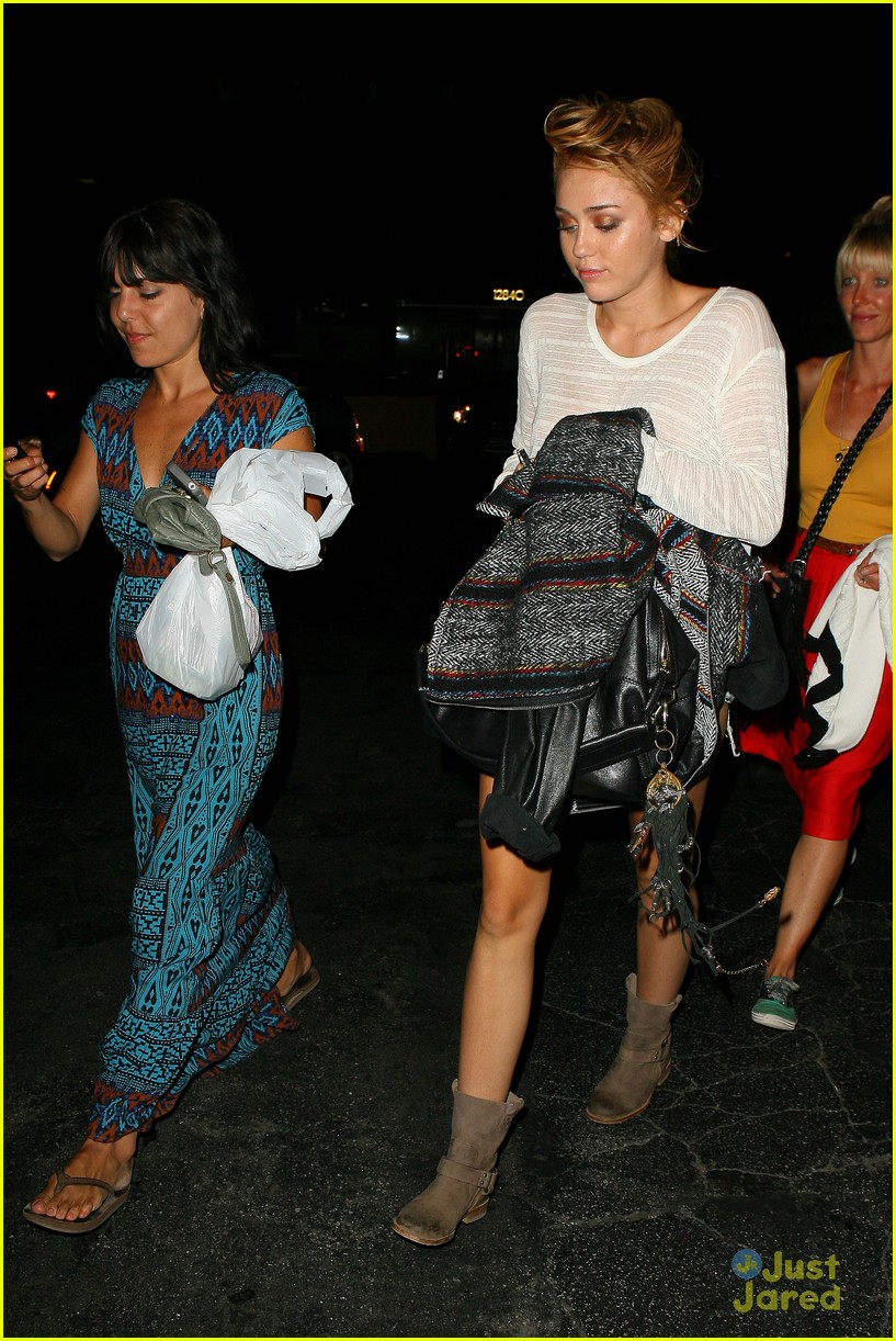 Miley Cyrus: Happy at Hugo's