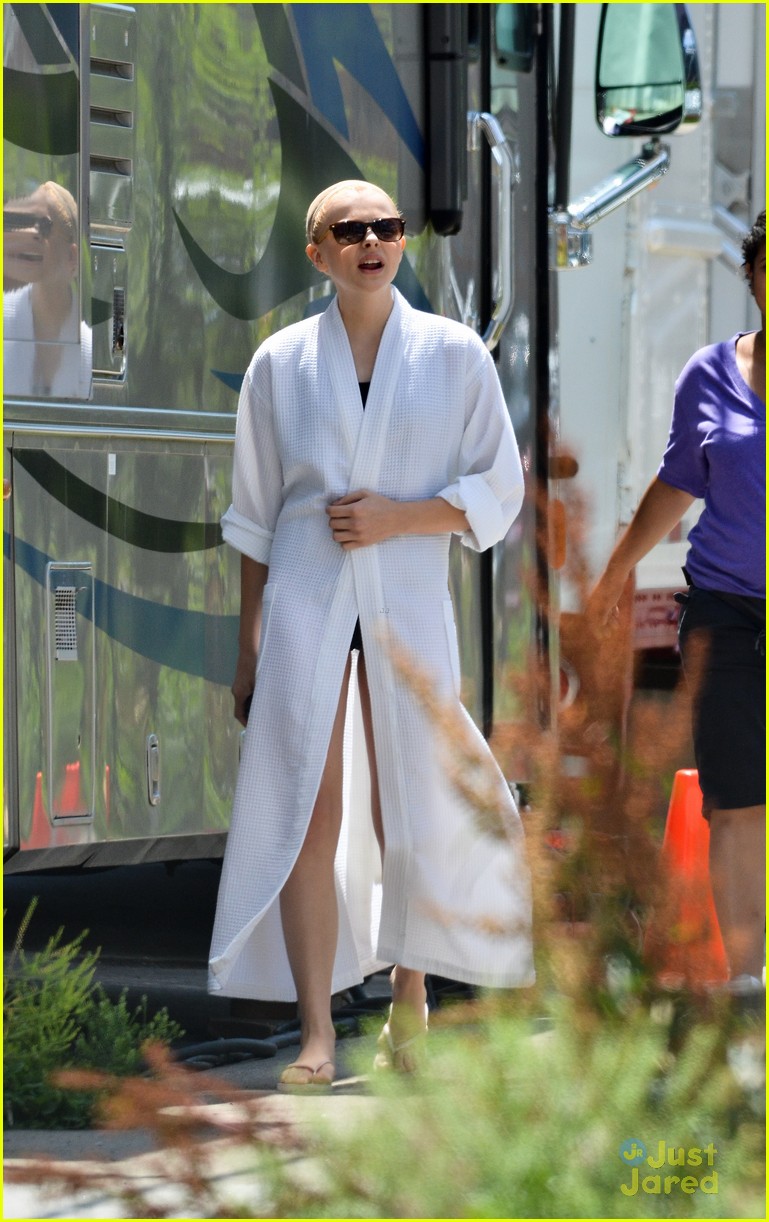 Chloe Moretz: Day 2 on 'Carrie'!