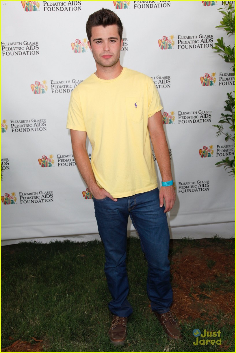 Spencer Boldman & Skai Jackson: Time For Heroes Picnic!