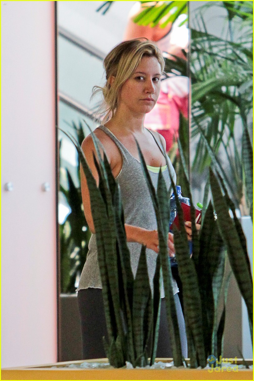 Ashley Tisdale: 'Sons of Anarchy' Guest Star!