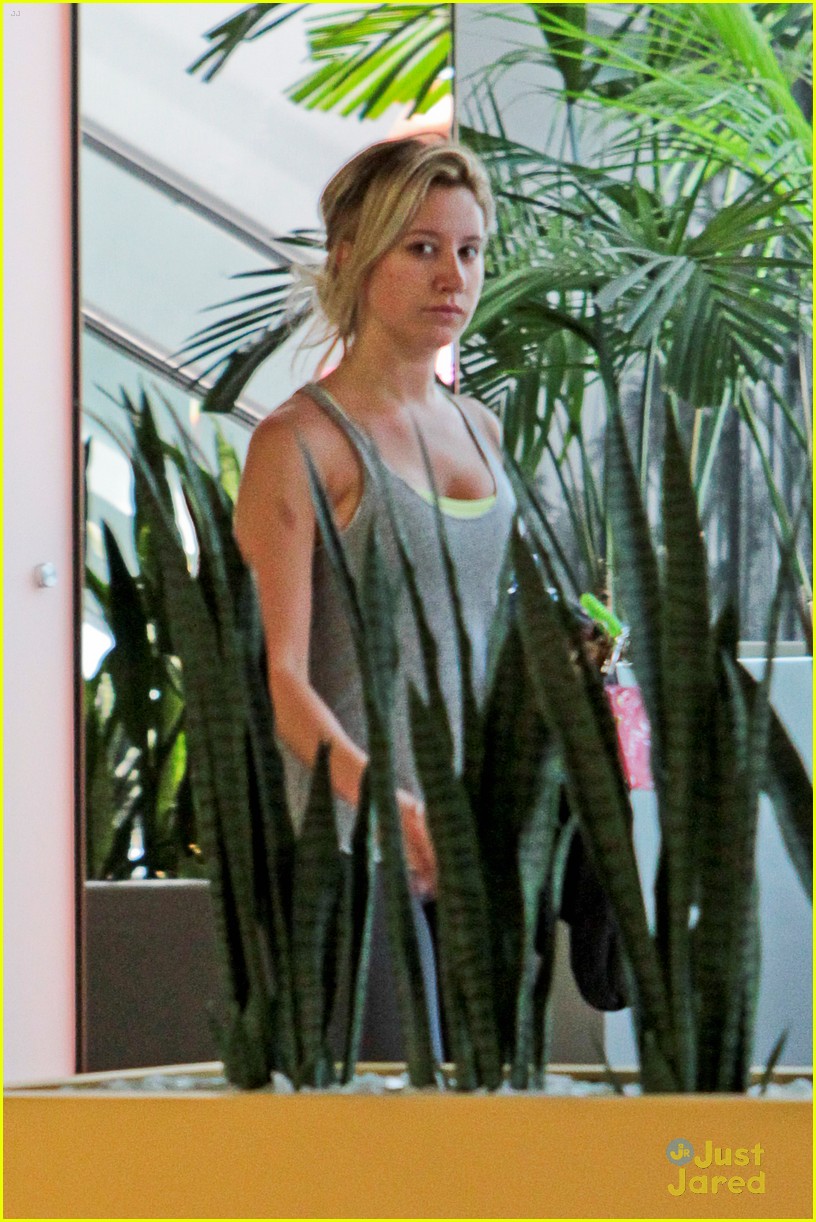 Ashley Tisdale: 'Sons of Anarchy' Guest Star!