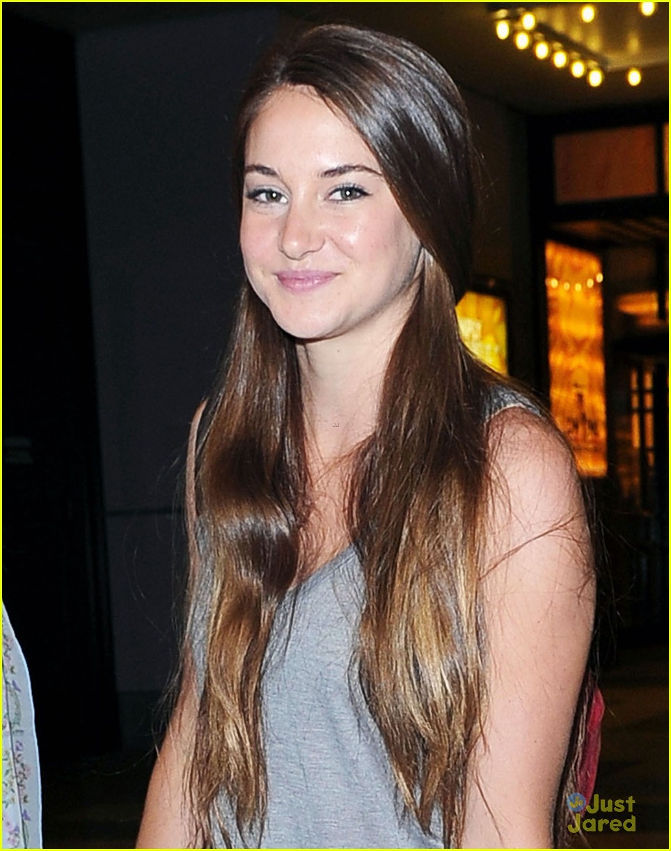 Shailene Woodley: 'Red Lights' Screening