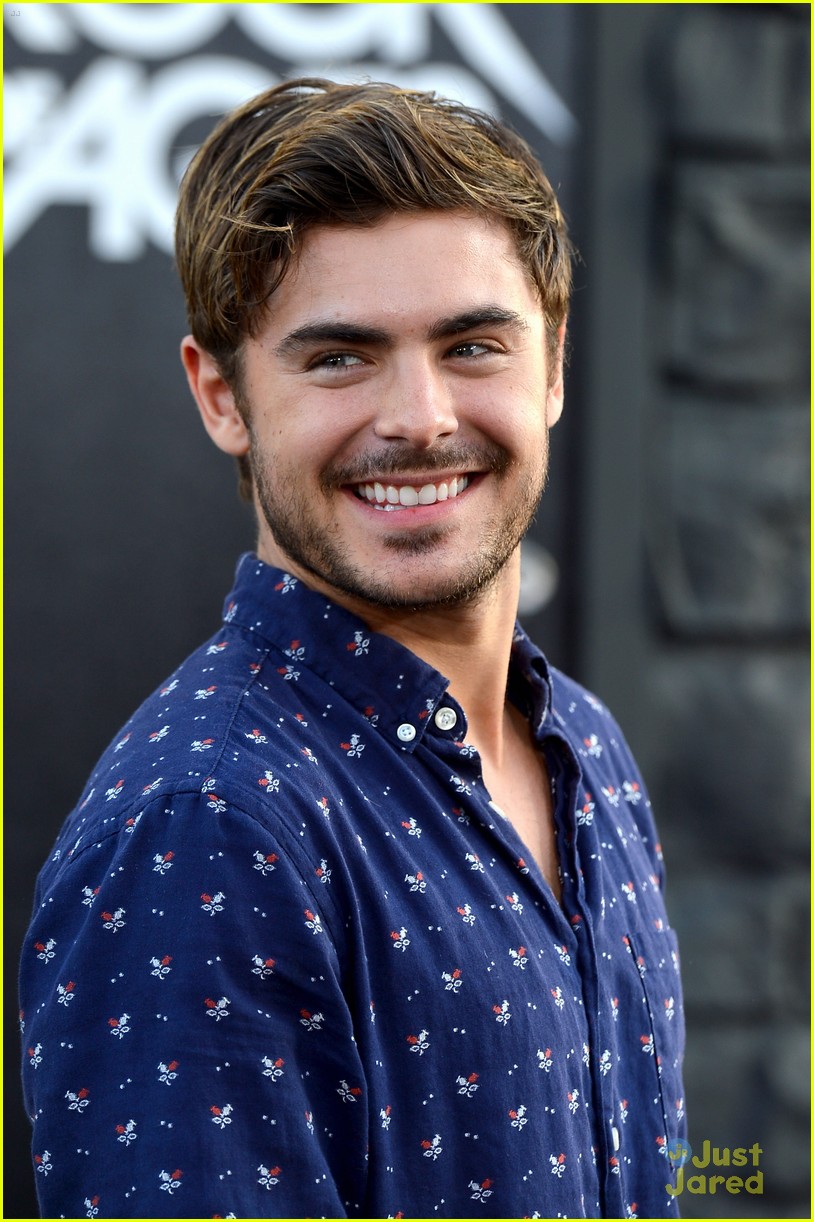 Zac Efron: 'Rock of Ages' Premiere!