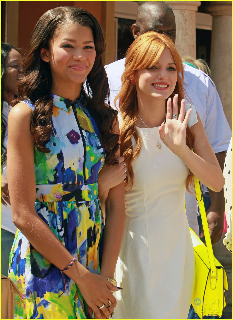 Bella Thorne & Zendaya: 'Extra!' at The Grove