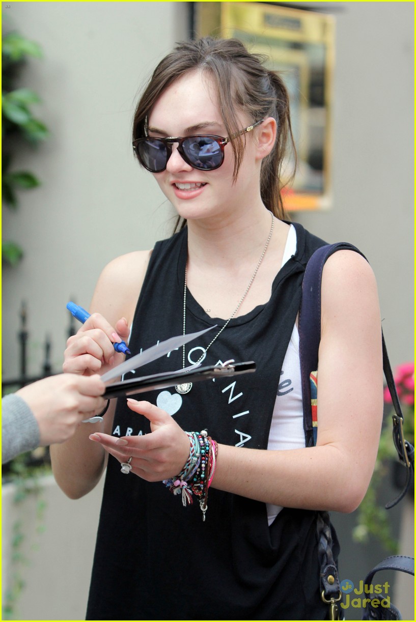 Madeline Carroll: 'Everything's Nicer in Canada'