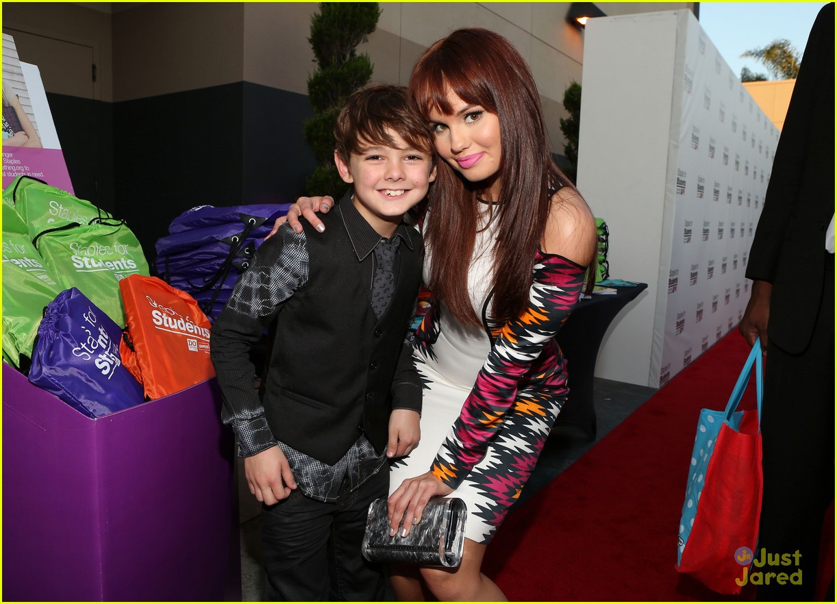 Debby Ryan & Spencer Boldman: Staples School Supply Drive!