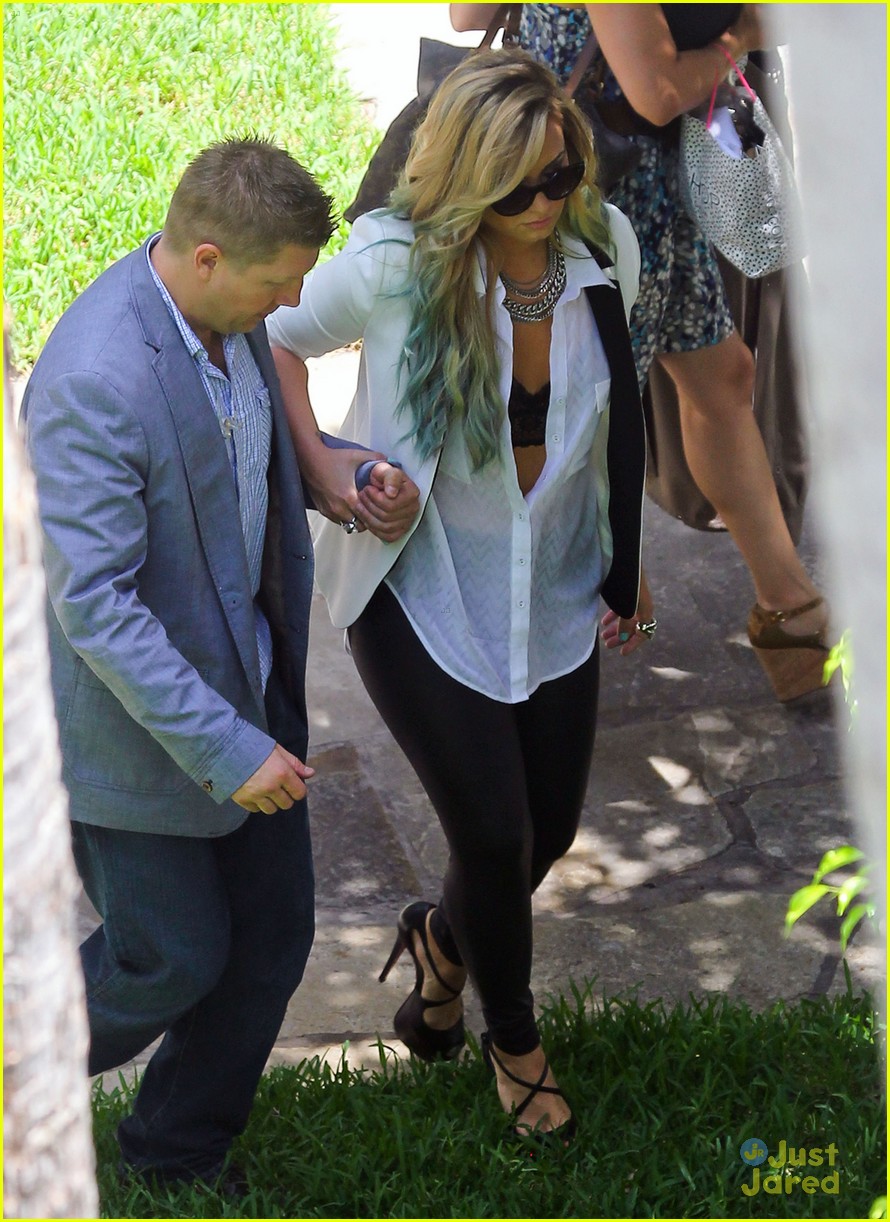 Demi Lovato: 'I Try To Be Positive'