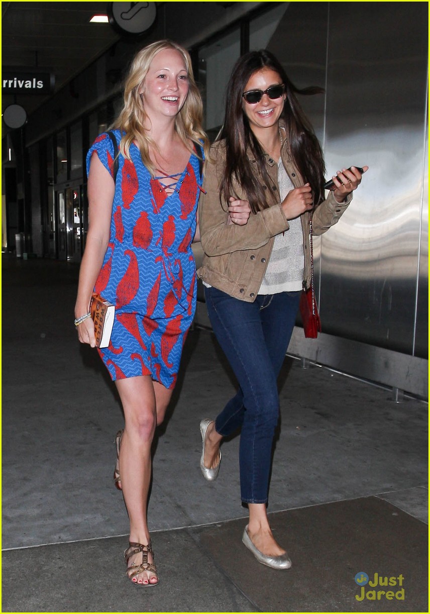 Nina Dobrev: 'Vampire Diaries' Cast Takes Flight!