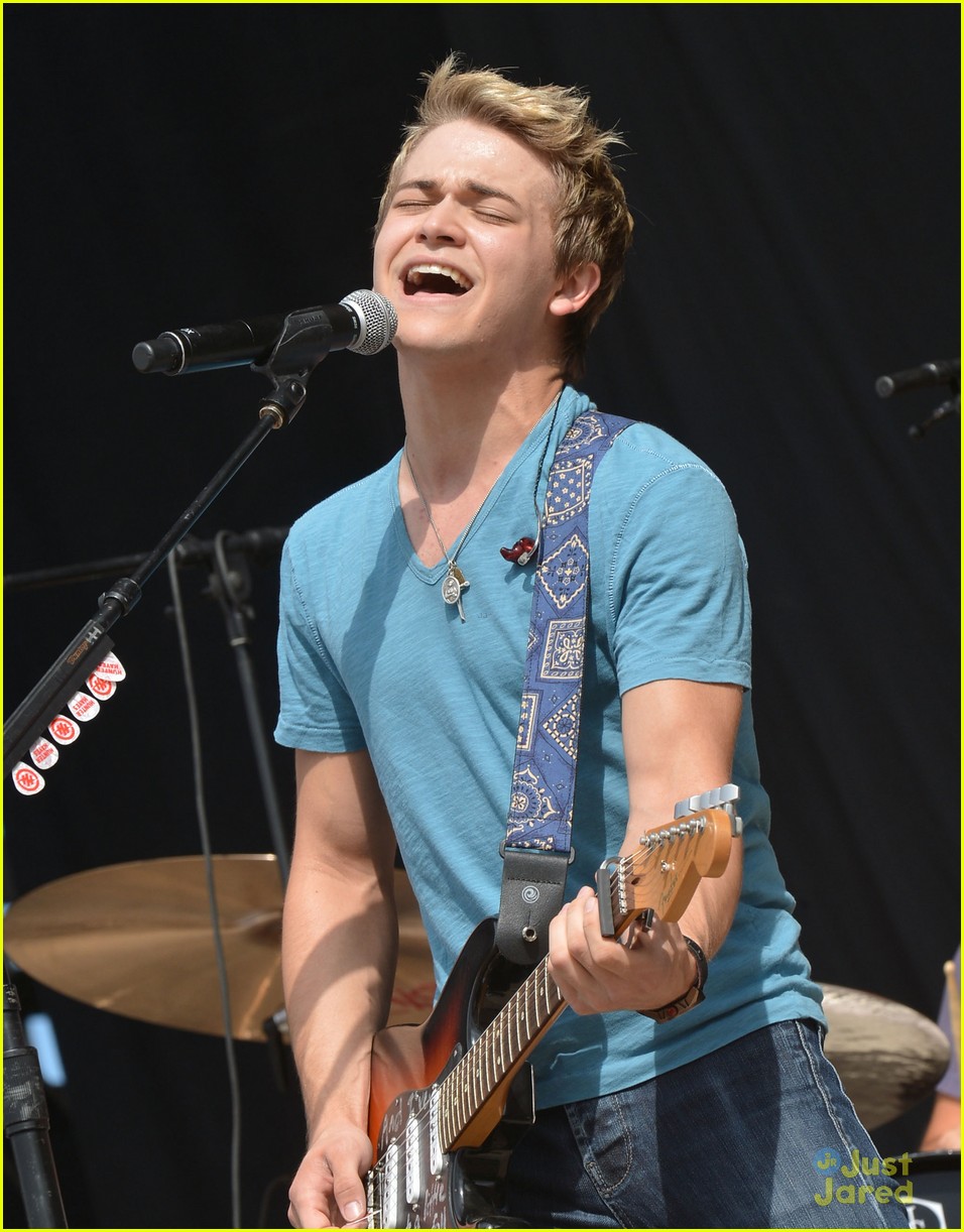Hunter Hayes To Sing National Anthem on Birthday!