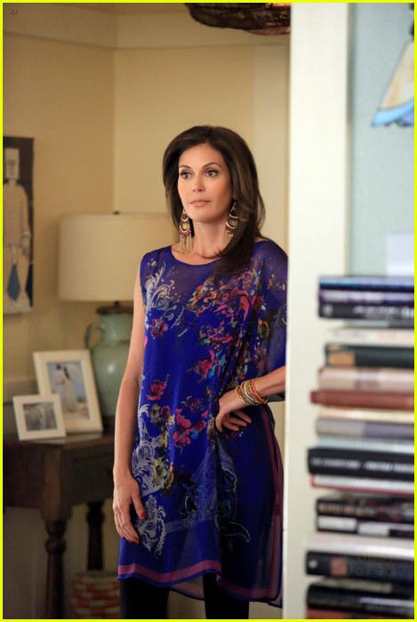 Erica Dasher: Love Is In The Air In 'The Online Date'