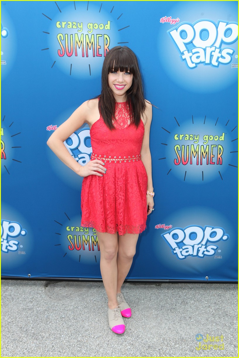 Carly Rae Jepsen Has A 'Crazy Good Summer'
